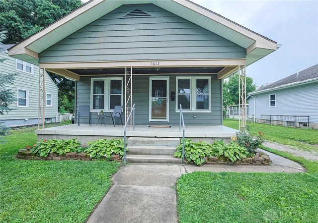 4th image of 1613 Oberon Dr, Middletown, OH 45042 | MLS# 963171