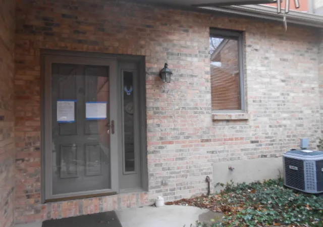 Homes for sale in West Carrollton, OH | 1301 Camphill Wy, West Carrollton, OH 45449 | MLS# 963174