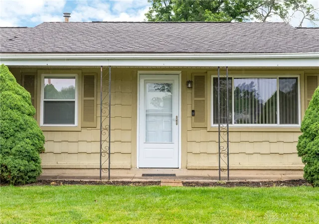 Photo 3 of Single family home for sale at 1367 Sheridan Ct, Troy, OH 45373 | MLS# 963165 | Listing updated on 2026-07-21