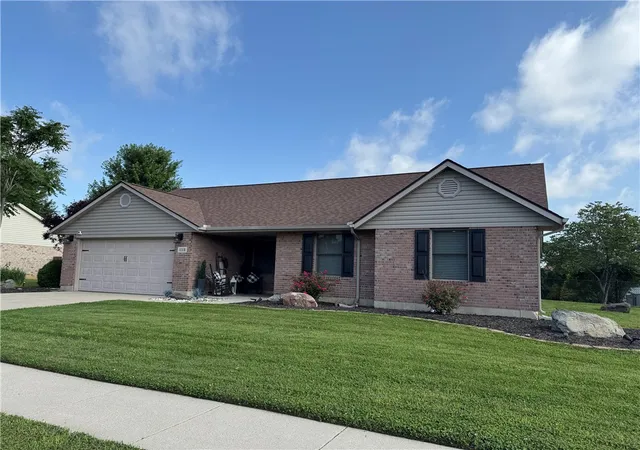1st image of 112 Goldenrod Dr, Eaton, OH 45320 | MLS# 963188