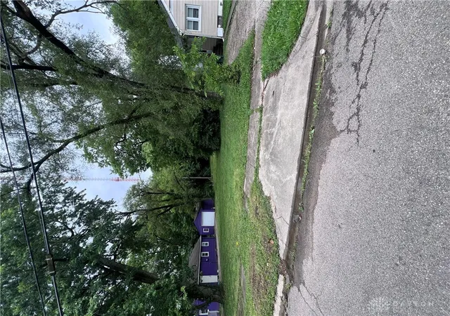 2nd image of 1001 Stolz Ave, Dayton, OH 45417 | MLS# 963208