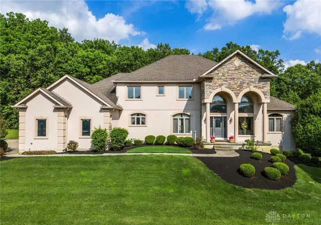 2nd image of 7614 Country Brook Ct, Springboro, OH 45066 | MLS# 963244