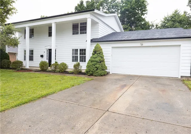 Photo 3 of Sale Pending at 2943 Imperial Blvd, Springfield, OH 45503 | MLS# 962980 | Listing updated on 2026-08-27