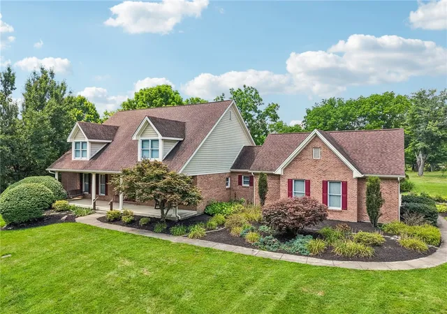 Homes for sale in Bellbrook, OH | 3293 Stutsman Rd, Bellbrook, OH 45305 | MLS# 963283