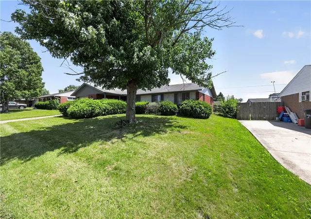 2nd image of 7924 Blackshear Dr, Dayton, OH 45424 | MLS# 961229
