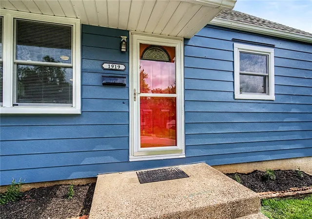 Homes for sale in Dayton, OH | 1919 Suman Ave, Dayton, OH 45403 | MLS# 963273