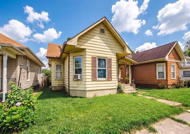 Photo 1 of Single family home for sale at 1013 Auburn St, Middletown, OH 45042 | MLS# 963305 | Listing updated on 2026-07-11
