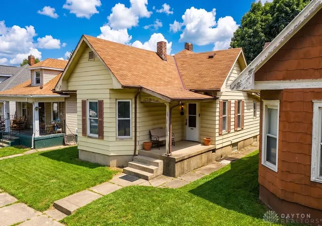 Photo 3 of Single family home for sale at 1013 Auburn St, Middletown, OH 45042 | MLS# 963305 | Listing updated on 2026-07-11
