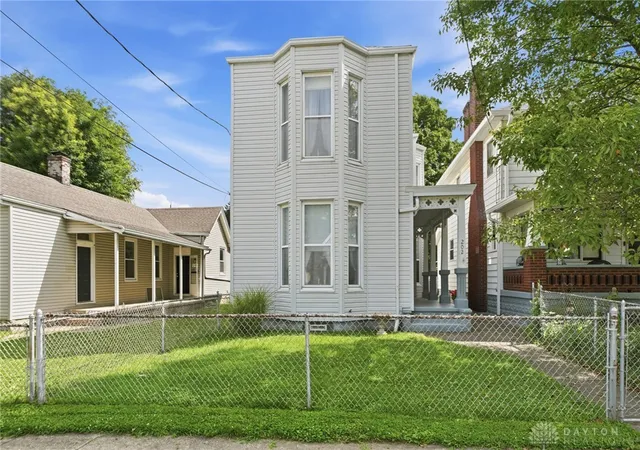 3rd image of 202 W 69Th St, Cincinnati, OH 45216 | MLS# 963309