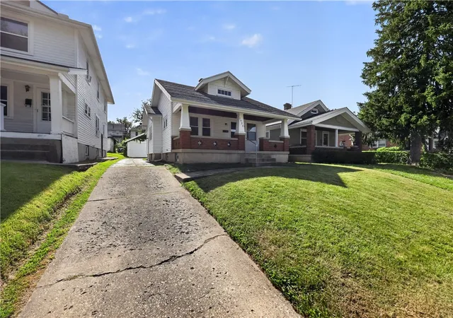 4th image of 1935 Emerson Ave, Dayton, OH 45406 | MLS# 962195