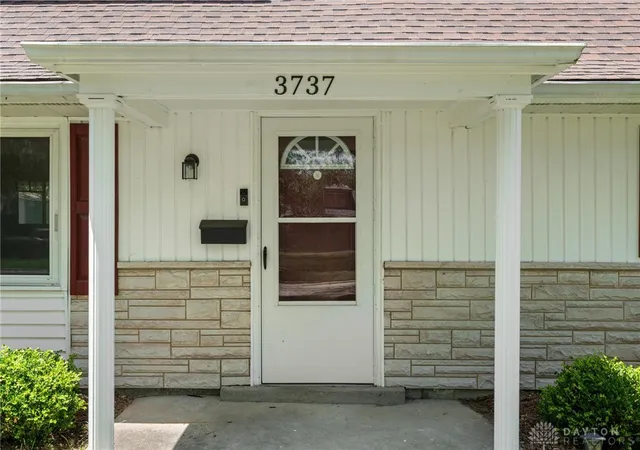 3rd image of 3737 Ackerman Blvd, Dayton, OH 45429 | MLS# 963076