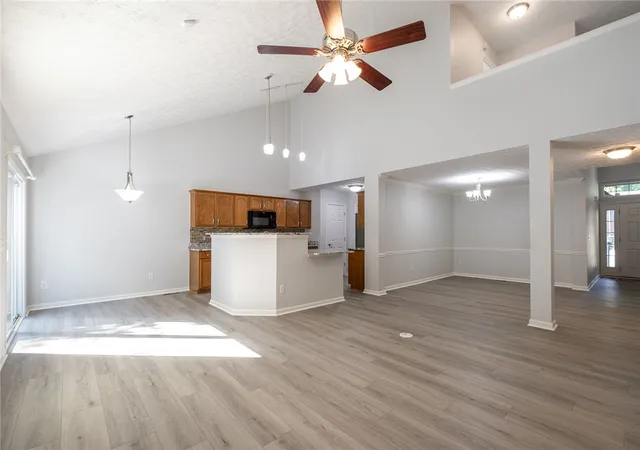 3rd image of 5811 Oak Creek Trl, Dayton, OH 45424 | MLS# 962911