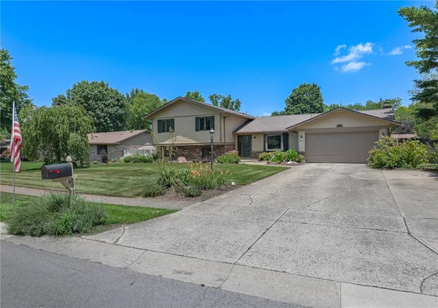 46th image of 8920 Olde Farm Ln, Washington Twp, OH 45458 | MLS# 963251
