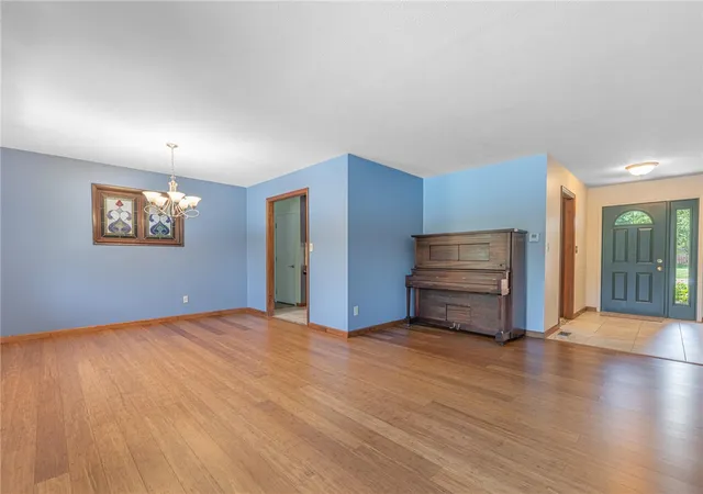 5th image of 8920 Olde Farm Ln, Washington Twp, OH 45458 | MLS# 963251