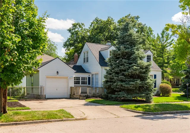 image of 2000 Shroyer Rd, Oakwood, OH 45419 | MLS# 963091
