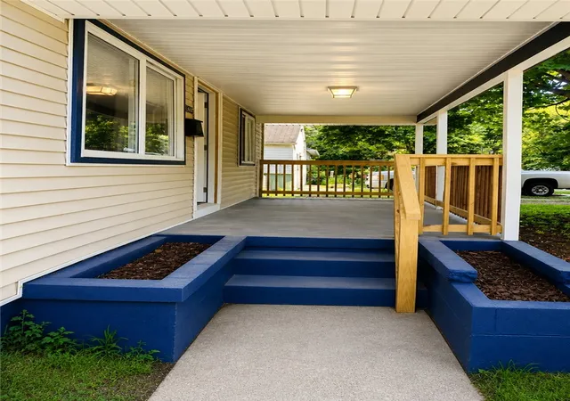 Photo 2 of Single family home for sale at 1833 Dewitt Dr, Dayton, OH 45406 | MLS# 963056 | Listing updated on 2026-07-10