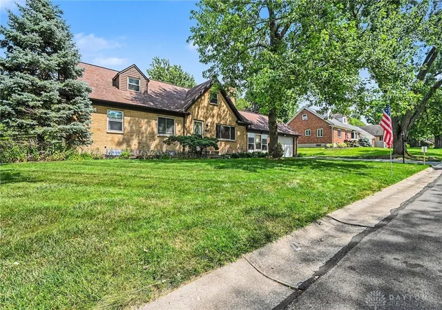 3rd image of 272 Maple Ave, Dayton, OH 45459 | MLS# 963364