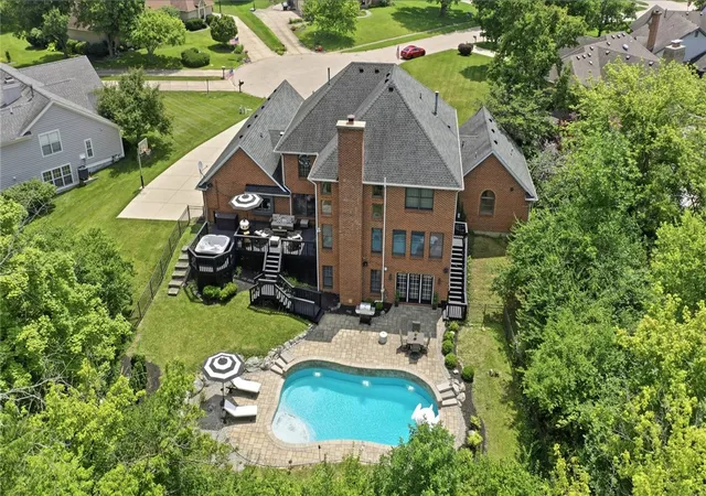 3rd image of 9221 Sycamore Springs Ct, Washington Twp, OH 45458 | MLS# 963379