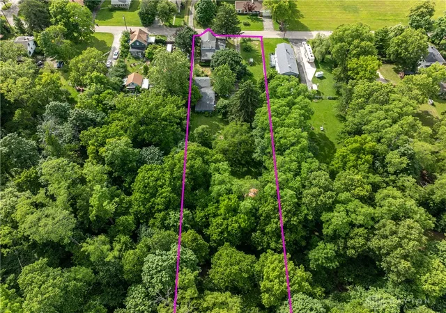 Homes for sale in Dayton, OH | 130 Rosewood Dr, Dayton, OH 45415 | MLS# 959981