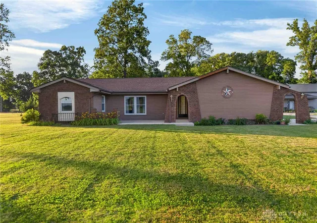 Photo 4 of Single family home for sale at 18477 Linker Rd, Jackson Center, OH 45334 | MLS# 963412 | Listing updated on 2026-08-04