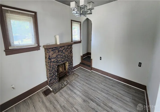 Homes for sale in Dayton, OH | 1927 Catalpa Dr, Dayton, OH 45406 | MLS# 963425