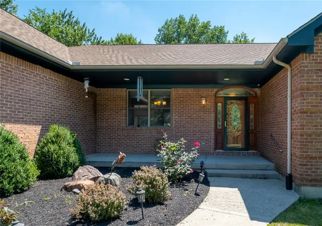 Photo 2 of Single family home for sale at 1962 Rich Rd, Beavercreek, OH 45432 | MLS# 962958 | Listing updated on 2026-08-26