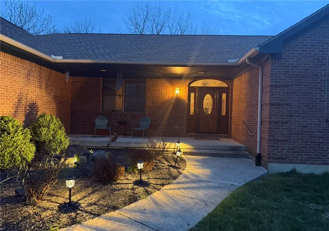 Photo 4 of Single family home for sale at 1962 Rich Rd, Beavercreek, OH 45432 | MLS# 962958 | Listing updated on 2026-08-26
