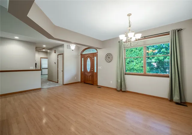 Photo 5 of Single family home for sale at 1962 Rich Rd, Beavercreek, OH 45432 | MLS# 962958 | Listing updated on 2026-08-26