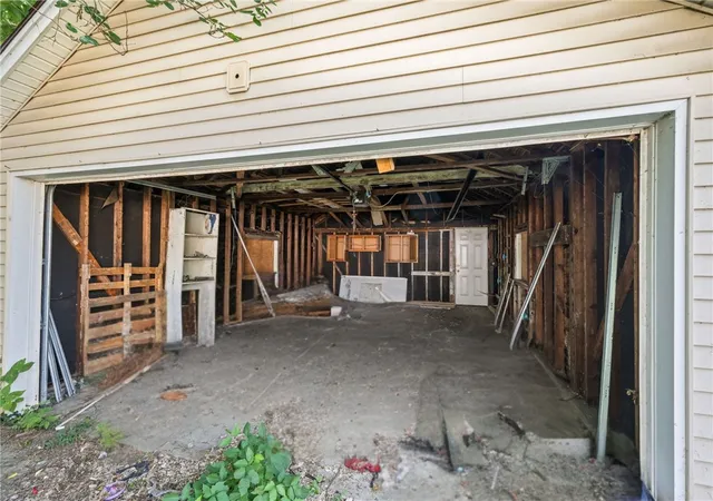 Photo 33 of Single family home for sale at 4020 Old Riverside Dr, Dayton, OH 45405 | MLS# 963342 | Listing updated on 2026-07-29