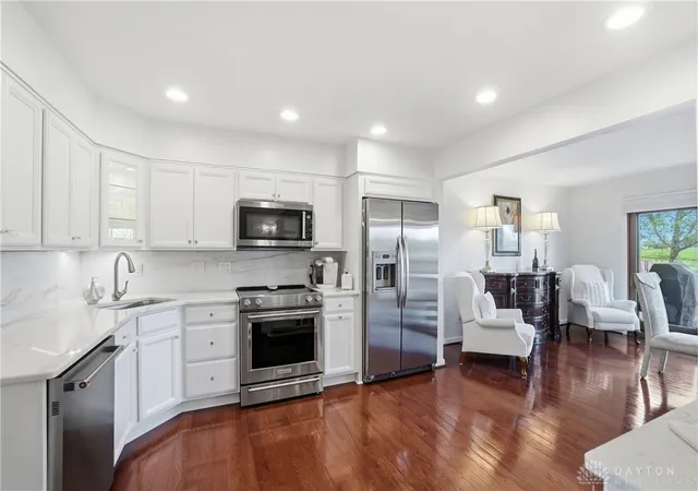 Listing Photo 3 - Condo for sale in building located at 566 Maple Ln, Mason, OH 45040