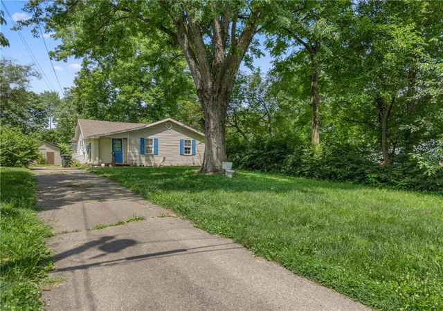 2nd image of 3110 Omaha St, Middletown, OH 45044 | MLS# 963420