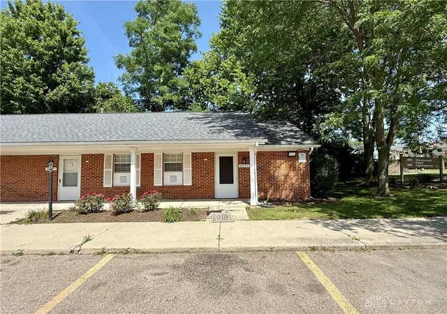 Homes for sale in Clayton, OH | 5435 Westbrook Rd, Clayton, OH 45315 | MLS# 963299