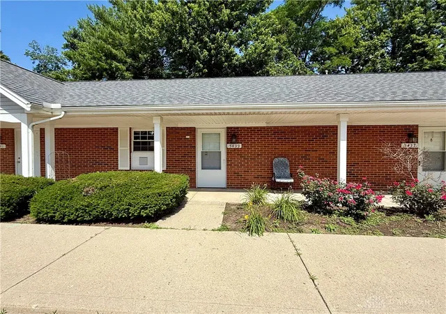 Homes for sale in Clayton, OH | 5435 Westbrook Rd, Clayton, OH 45315 | MLS# 963299