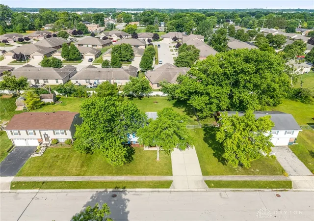 Homes for sale in Englewood, OH | 306 Westerly Hills Dr, Englewood, OH 45322 | MLS# 963448
