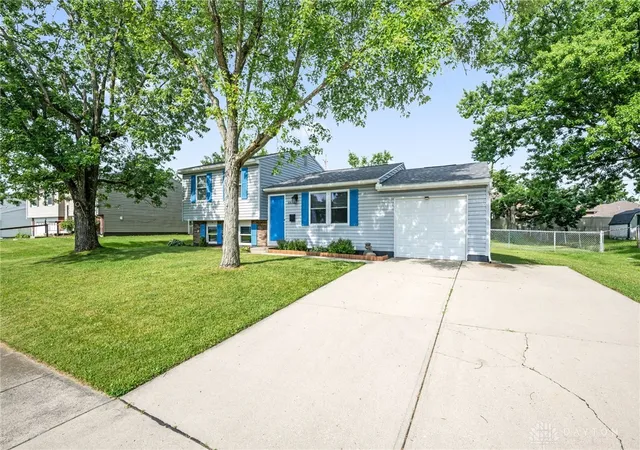 Homes for sale in Englewood, OH | 306 Westerly Hills Dr, Englewood, OH 45322 | MLS# 963448