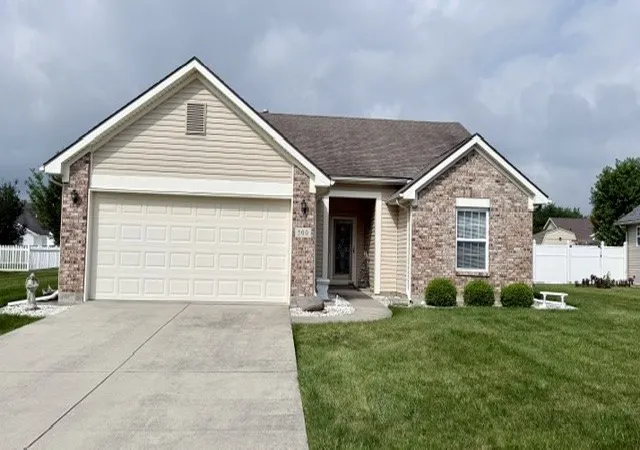 Homes for sale in Piqua, OH | 500 Lambert Dr, Piqua, OH 45356 | MLS# 963453