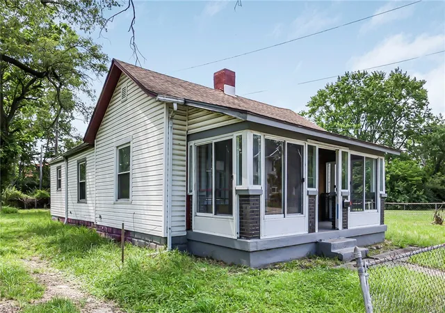 Photo 3 of Single family home for sale at 201 S Kilmer St, Dayton, OH 45417 | MLS# 963459 | Listing updated on 2026-07-06