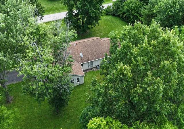 Photo 3 of Sale Pending at 6601 Cherrywood Ln, Franklin, OH 45005 | MLS# 963490 | Listing updated on 2026-07-09
