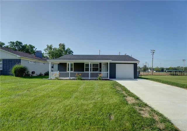 Homes for sale in Greenville, OH | 414 E Harmon Dr, Greenville, OH 45331 | MLS# 962851