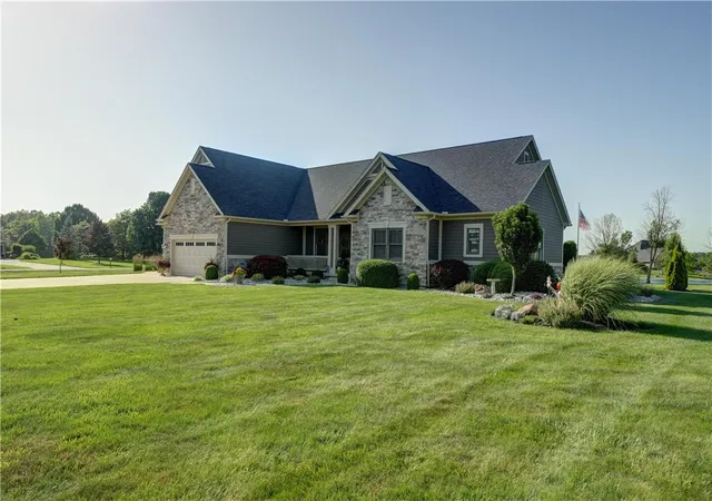 Homes for sale in Greenville, OH | 6414 Willow Lake Dr, Greenville, OH 45331 | MLS# 963037