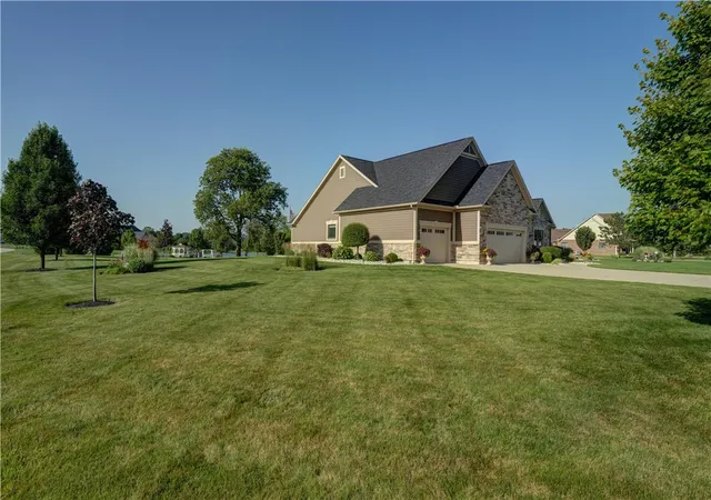 Homes for sale in Greenville, OH | 6414 Willow Lake Dr, Greenville, OH 45331 | MLS# 963037