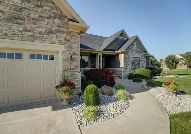 Homes for sale in Greenville, OH | 6414 Willow Lake Dr, Greenville, OH 45331 | MLS# 963037