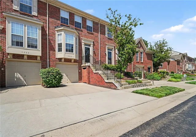 3rd image of 5200 Franklin Park St, Mason, OH 45040 | MLS# 963460