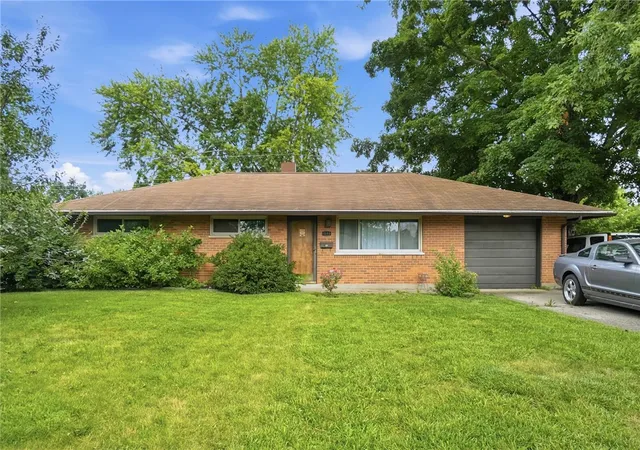 Homes for sale in Huber Heights, OH | 4595 Korner Dr, Huber Heights, OH 45424 | MLS# 963421