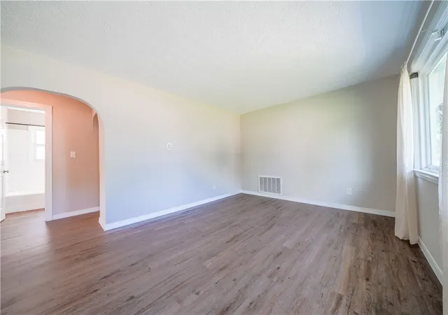 Homes for sale in Middletown, OH | 3400 Glencoe Ave, Middletown, OH 45042 | MLS# 963255
