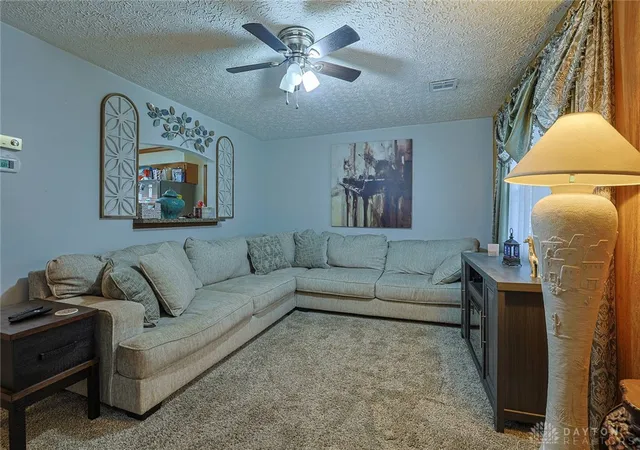 Photo 3 of Sale Pending at 122 Kenec Dr, Middletown, OH 45042 | MLS# 963564 | Listing updated on 2026-07-10