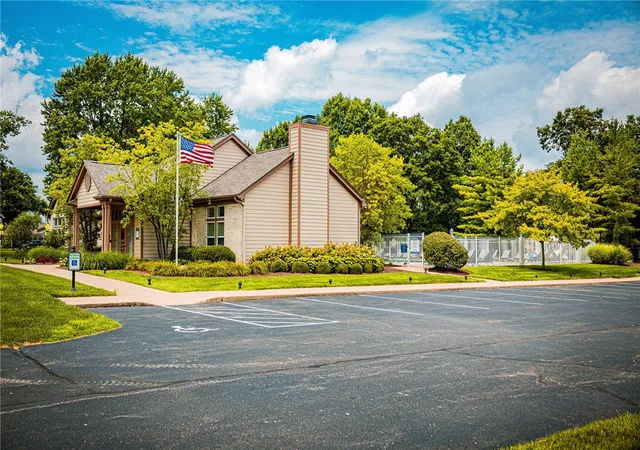 2nd image of 1655 Piper Lane #206, Washington Twp, OH 45440 | MLS# 963466