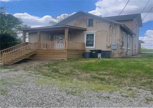 3rd image of 827 N Oakland St #827 1/2, Urbana, OH 43078 | MLS# 963600