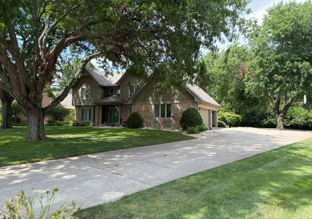 2nd image of 2045 Canterbury Ct, Troy, OH 45373 | MLS# 963624