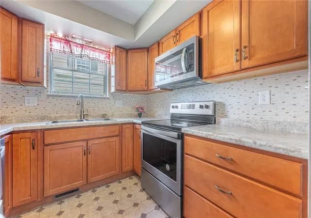 3rd image of 5743 Marblehead Dr, Dayton, OH 45431 | MLS# 962831